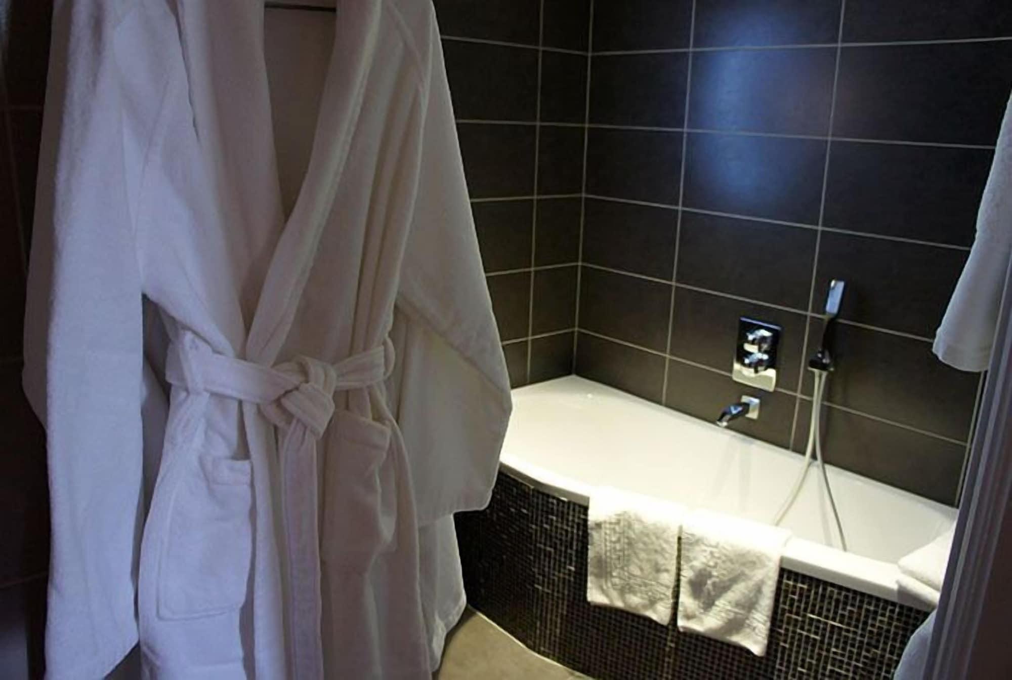 La Cour Berbisey - Teritoria Hotell Dijon Exteriör bild